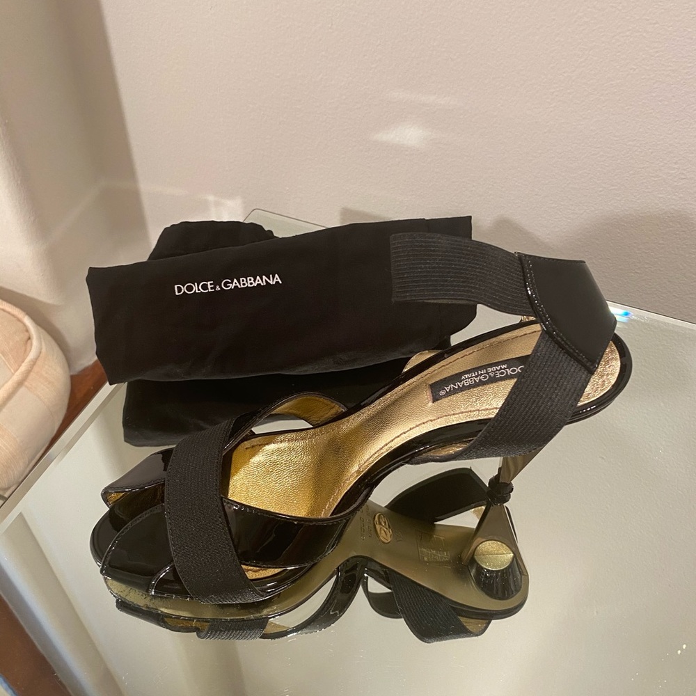 Dolce & Gabbana Heels with Gold Details